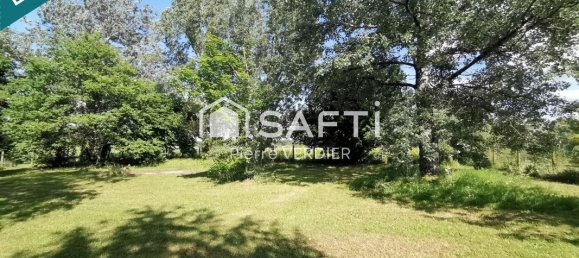 897m² Land in Saint-Andre-de-Cubzac, France No. 107084 5