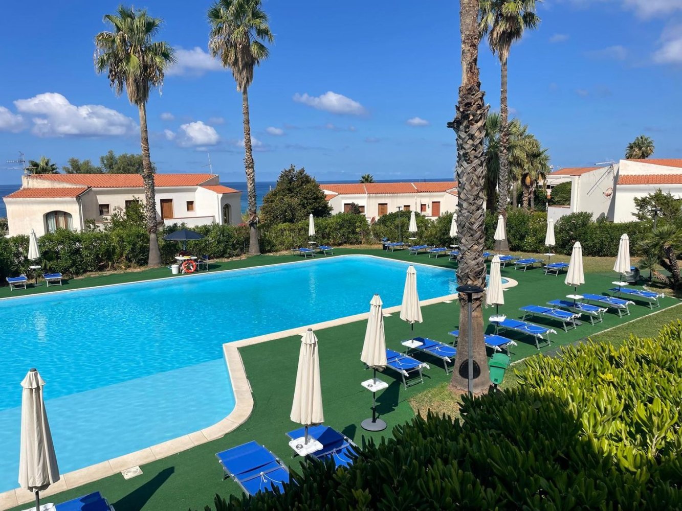 4 bedrooms Apartment in Bonifati, Italy No. 370875