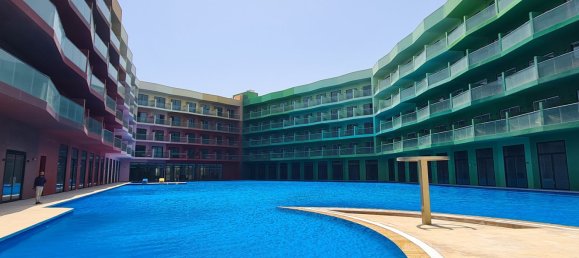 Studio in THE COTE D`AZUR HOTEL, The World Islands, UAE No. 60790 5