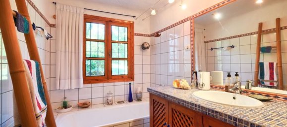 2 bedrooms House in Estepona, Spain No. 99053 11