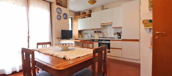 Пентхаус с 6 комнатами в Вимеркате, Италия № 162686 9