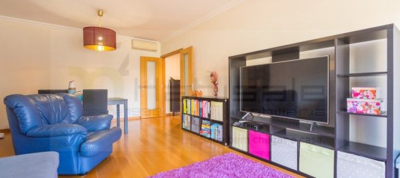 2 Schlafzimmer Wohnung in Odivelas, Portugal, Nr. 334004 8