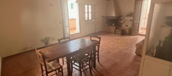 4 rooms Apartment in Palaia, Italy No. 30117 5