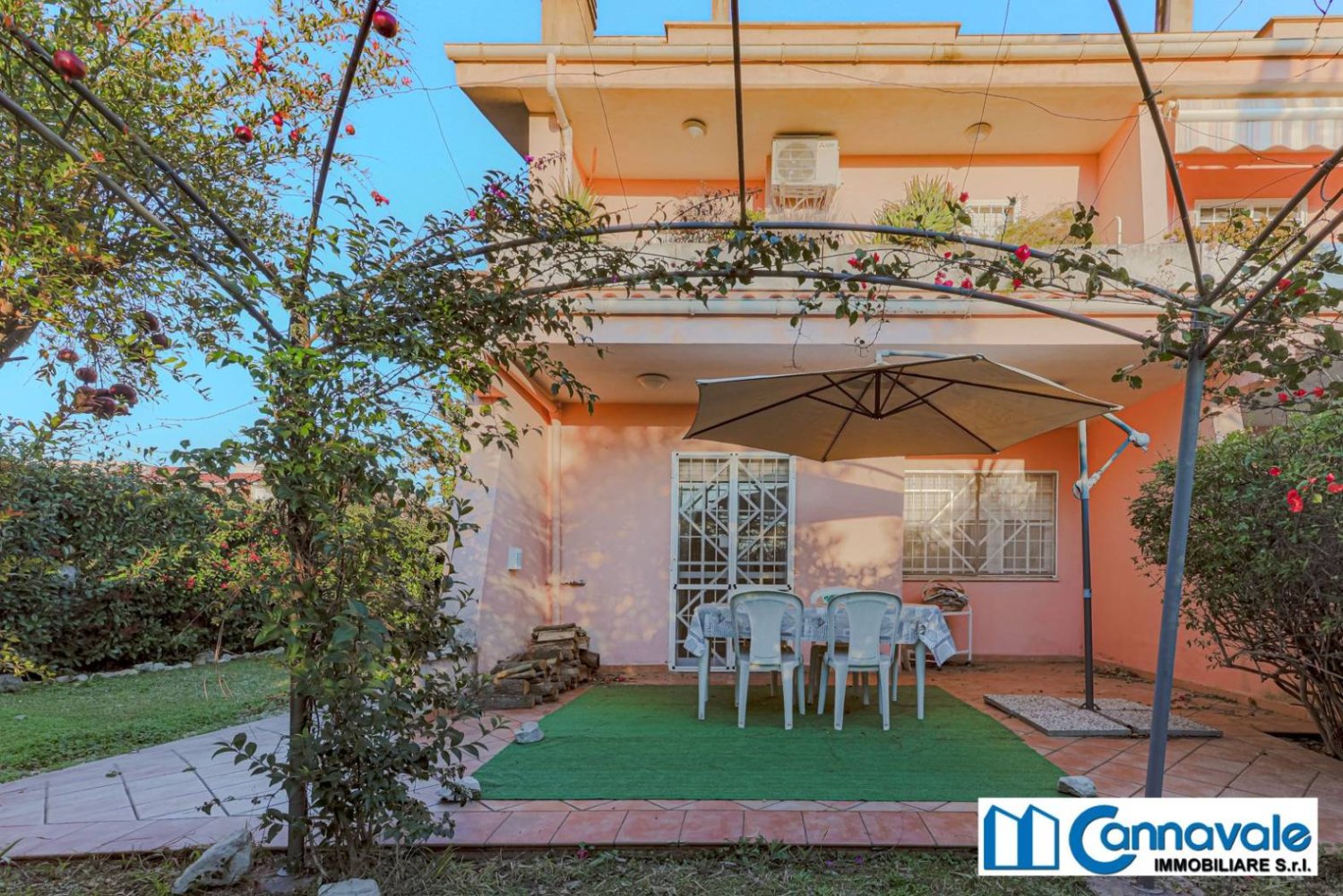 Villa de 4 dormitorios en Rome, Italy No. 144515