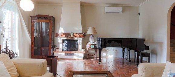 4 Schlafzimmer Villa in Rome, Italy, Nr. 144515 44