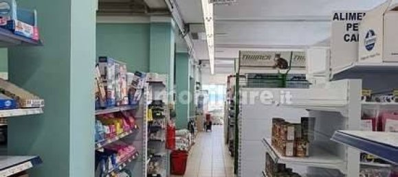 1غرفة عقار تجاري في Varese, Italy رقم 360235 7