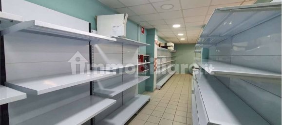 1غرفة عقار تجاري في Varese, Italy رقم 360235 9