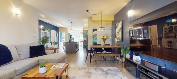 2 bedrooms House in British Columbia, Canada No. 1061 9