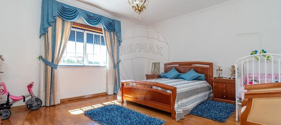 4 bedrooms House in Lourical, Portugal No. 24766 8