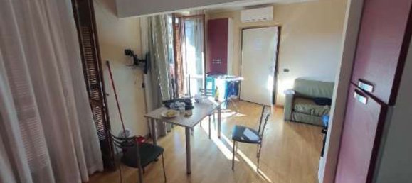 2-salle Appartement à Ponte San Pietro, Italy No. 6736 2