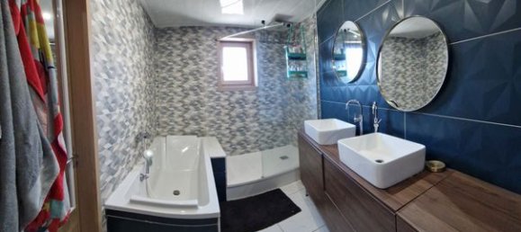 Casa de 5 dormitorios en Sailly-Labourse, France No. 312646 8