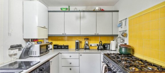 3 bedrooms House in London, United Kingdom No. 12705 10