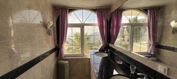 6 rooms Villa in Alanya, Turkey No. 17913 17