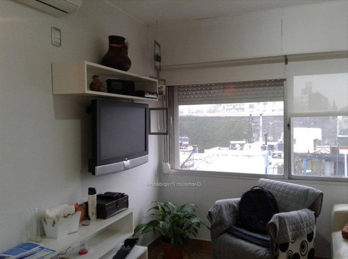 Studio in Montevideo, Uruguay No. 545