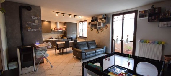 3 rooms Apartment in Pontenure, Italy No. 285286 9