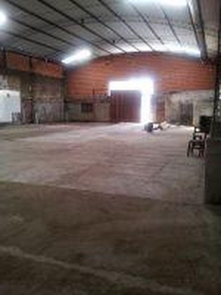 Gewerbliche Immobilie in Lanus, Argentina, Nr. 23267