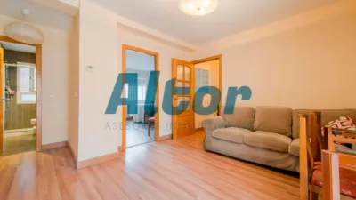 2 bedrooms Apartment in Madrid, Spain No. 137256