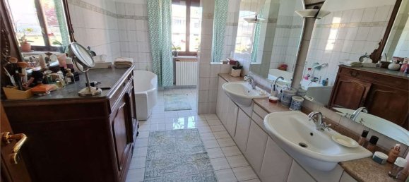 5-salle Appartement à Ceva, Italy No. 300775 11