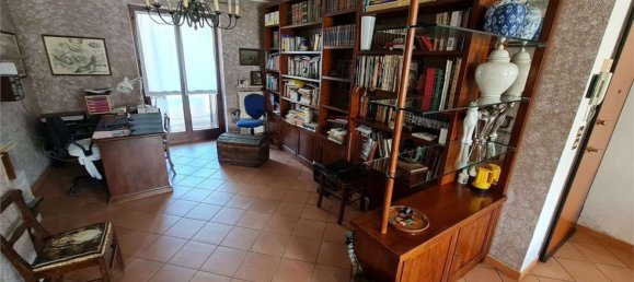 5-salle Appartement à Ceva, Italy No. 300775 10