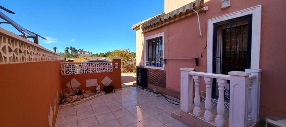 3 bedrooms Townhouse in Los Montesinos, Spain No. 158407 5