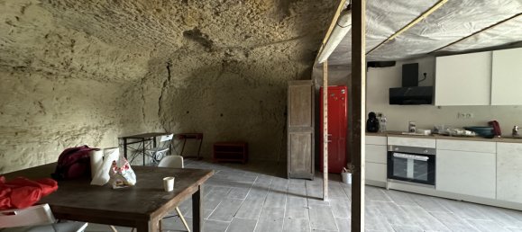 Casa T3 em Saint-Etienne-de-Chigny, France N.º 238379 2