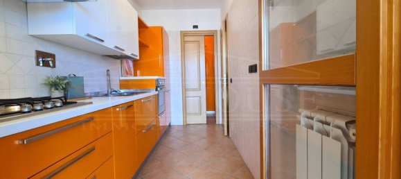 1 bedroom Apartment in Rome, Italy No. 335843 4