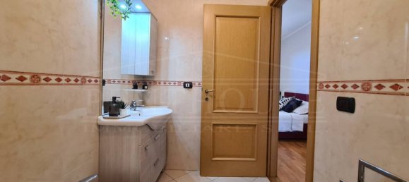1 bedroom Apartment in Rome, Italy No. 335843 10