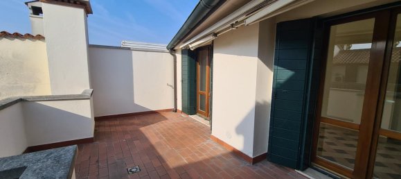 5 rooms Apartment in Castelfranco Veneto, Italy No. 233610 40