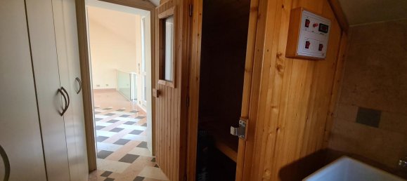 5 rooms Apartment in Castelfranco Veneto, Italy No. 233610 10
