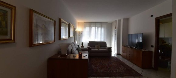 4-Zimmer Villa in Cesano Maderno, Italy, Nr. 37223 32