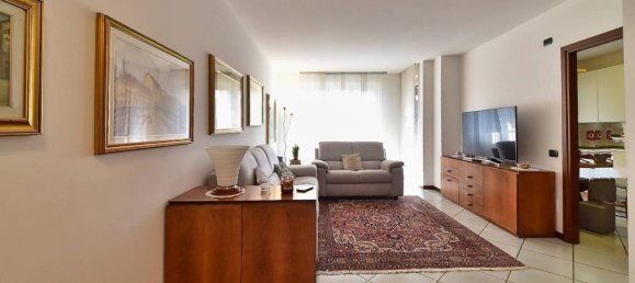 4-Zimmer Villa in Cesano Maderno, Italy, Nr. 37223 35