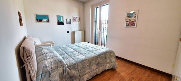 4-Zimmer Villa in Cesano Maderno, Italy, Nr. 37223 91