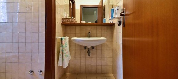 4-Zimmer Villa in Cesano Maderno, Italy, Nr. 37223 103
