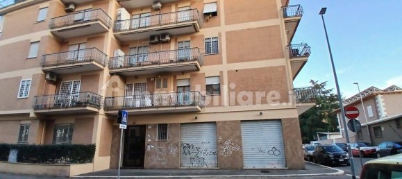3غرفة عقار تجاري في Rome, Italy رقم 295567 3