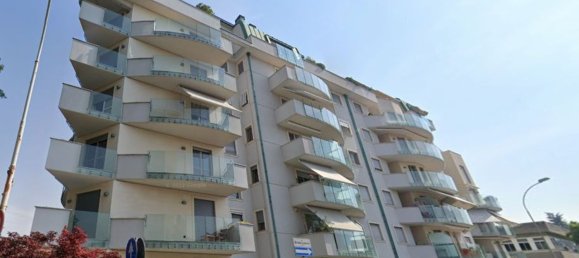 Квартира с 5 комнатами в Лоди, Италия № 110318 12