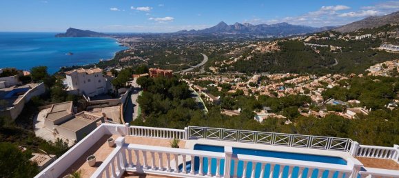 4 Schlafzimmer Haus in Altea, Spain, Nr. 12177 2