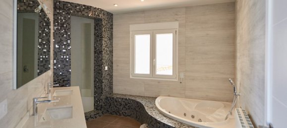 4 Schlafzimmer Haus in Altea, Spain, Nr. 12177 11