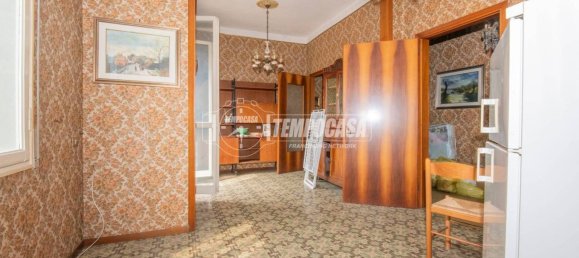 2 bedrooms Apartment in Modena, Italy No. 277067 13