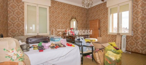 2 bedrooms Apartment in Modena, Italy No. 277067 6