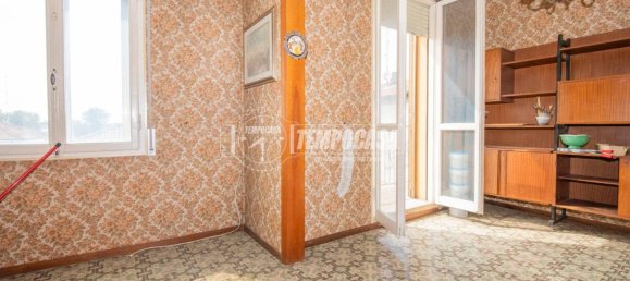 2 bedrooms Apartment in Modena, Italy No. 277067 18