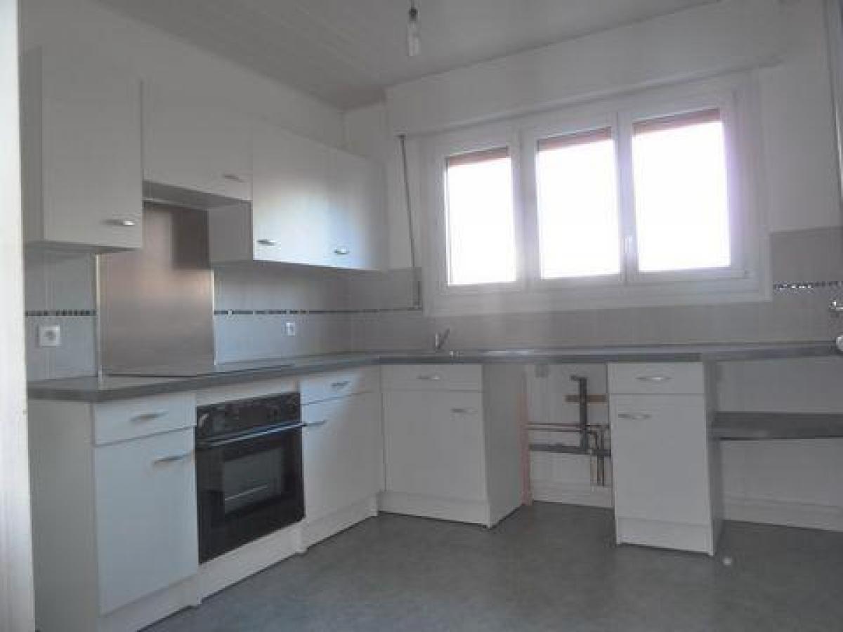 2 bedrooms Condo in Aubenas, France No. 37336