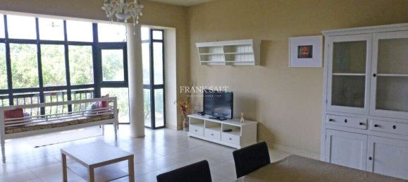 3 bedrooms Apartment in Pieta, Malta No. 3705 2