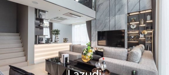 3 bedrooms Bungalow in Bangkok, Thailand No. 15229 2