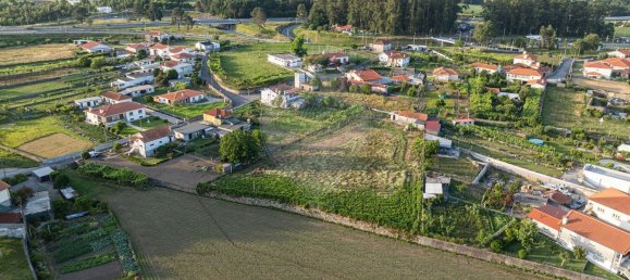 Дом с 6 спальнями в Requiao, Португалия № 176178 31