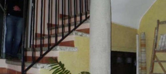 3-salle Appartement à Lavello, Italy No. 97637 68