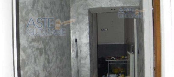 3-salle Appartement à Lavello, Italy No. 97637 33