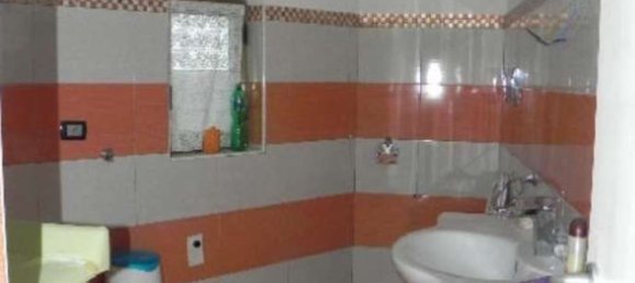 3-salle Appartement à Lavello, Italy No. 97637 32