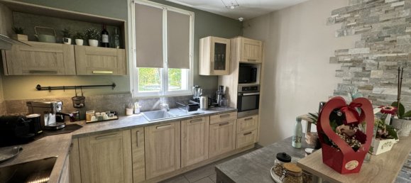 3 bedrooms Villa in Anet, France No. 249744 2