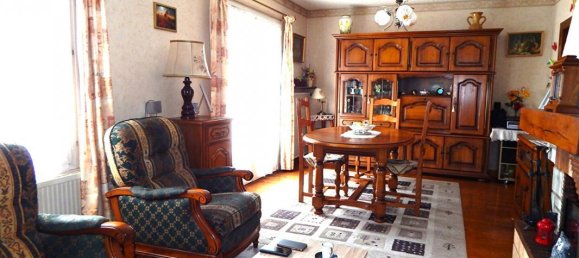 4 bedrooms House in Orleans, France No. 257530 2