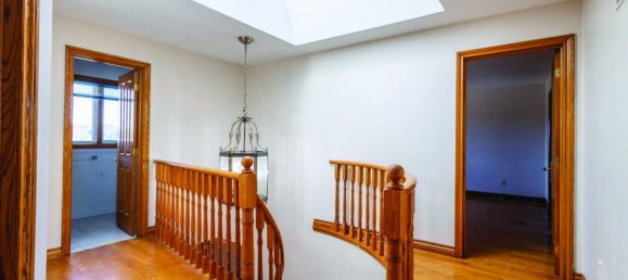 3 bedrooms House in Oakville, Canada No. 78 12